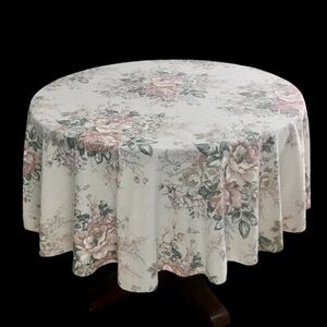 Vintage JC Penney USA Table Cloth Round Floral 6’ Or 72” Cottage Beautiful